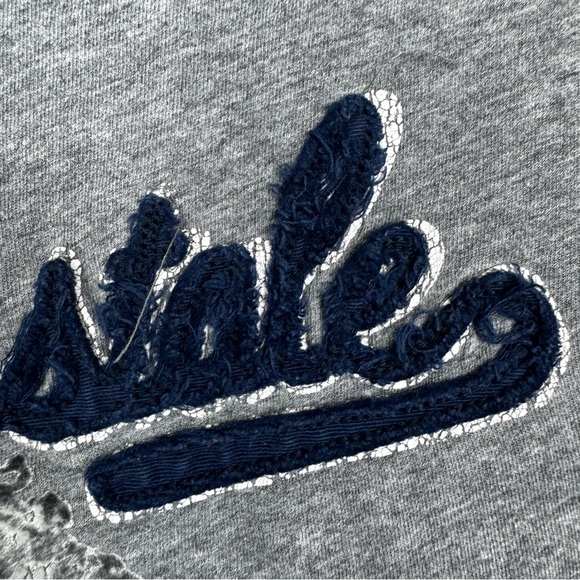 Aeropostale Gray Bulldogs Varsity Tee with Navy Script - Picture 5 of 6